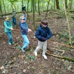 bosleerwandeling en park- en bosspelen